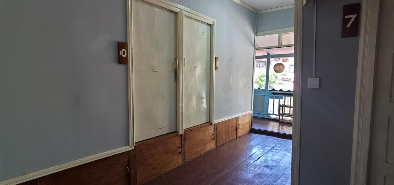 Khonesavane Hostel لوانغ برابانغ المظهر الخارجي الصورة