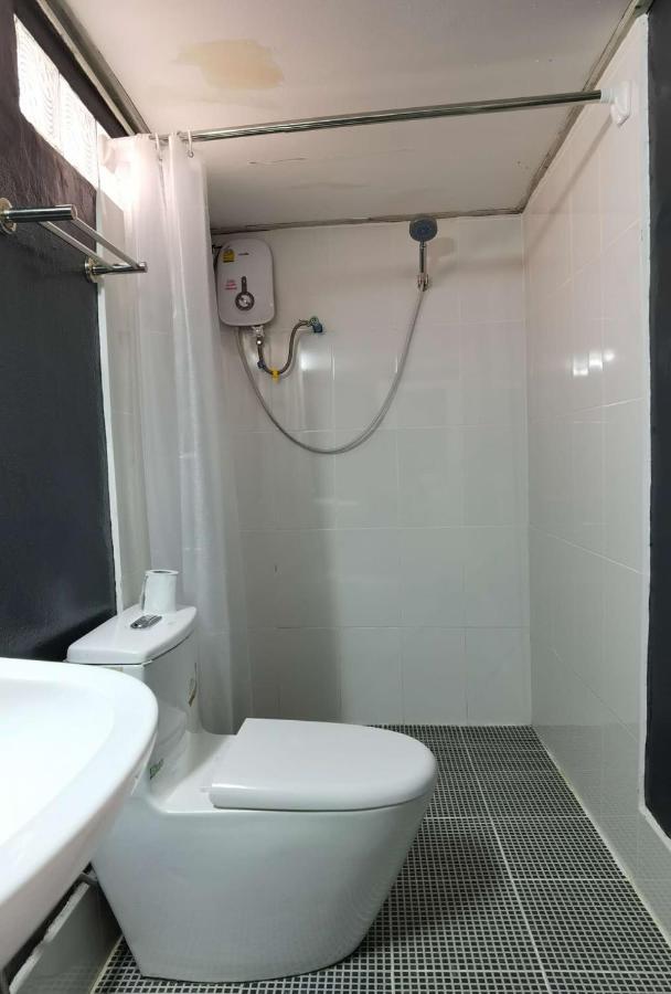 Khonesavane Hostel لوانغ برابانغ المظهر الخارجي الصورة